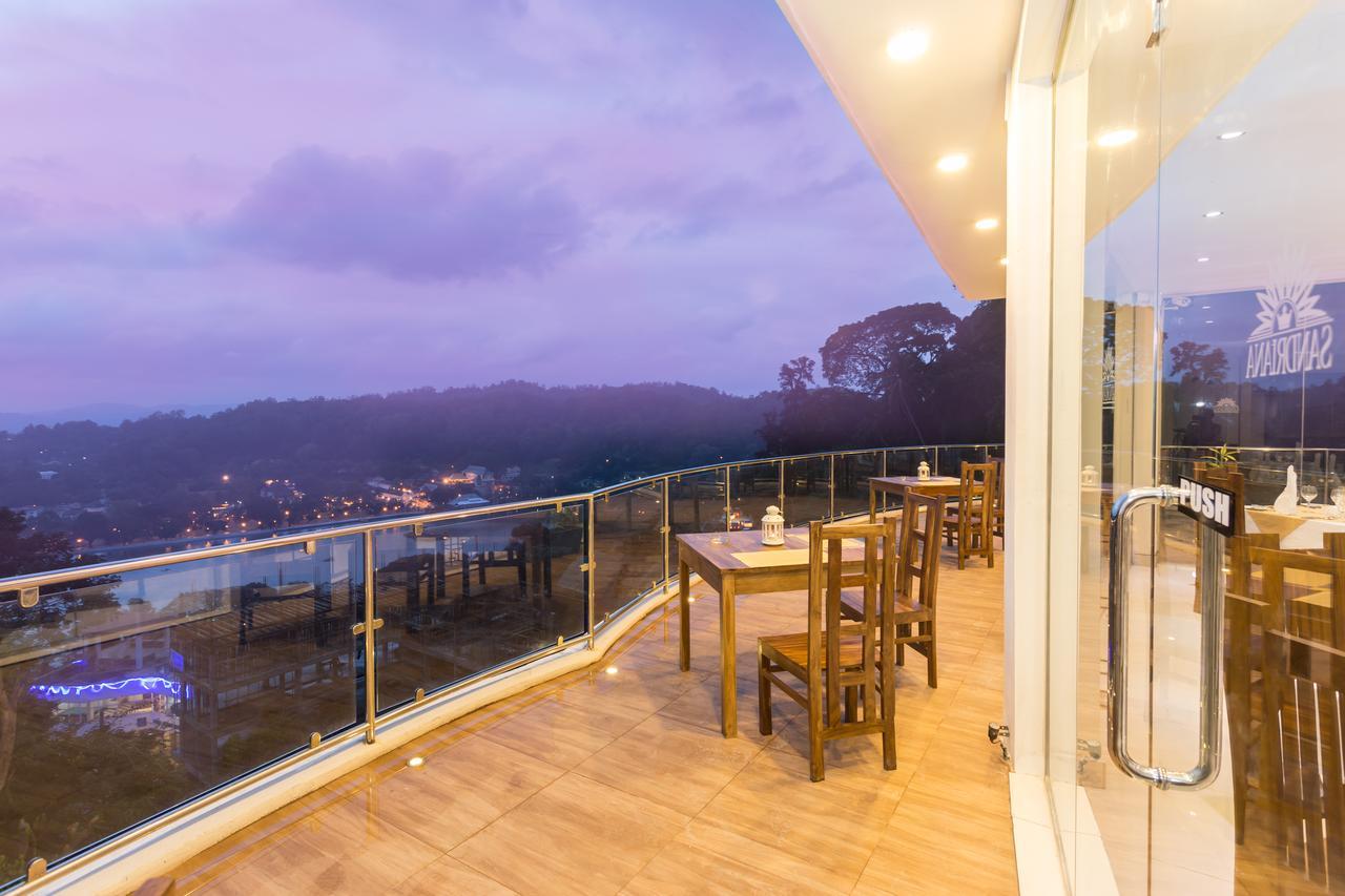 קנדי Sandriana Lake View Hotel מראה חיצוני תמונה
